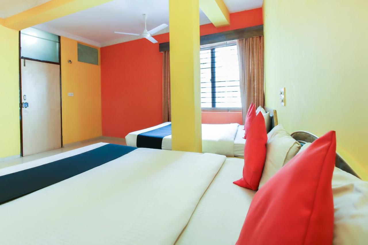 Capital O 71729 Lucky Inn Bangalore Eksteriør billede