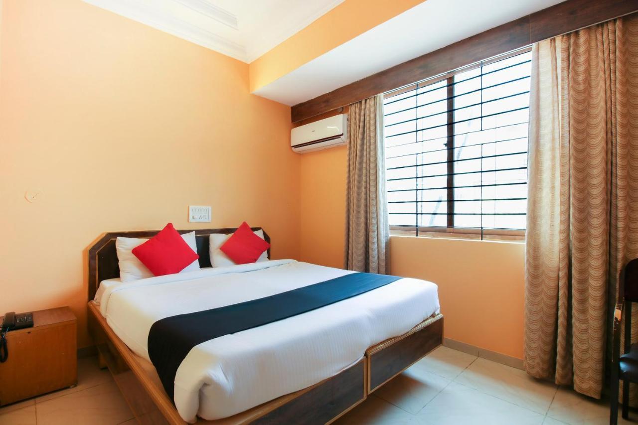 Capital O 71729 Lucky Inn Bangalore Eksteriør billede